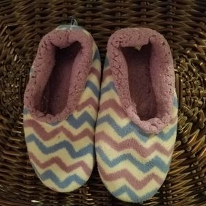 Snoozies Slippers